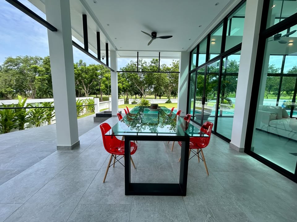 Brand New Ultra-Luxury Home on Phoenix Gold Golf Course