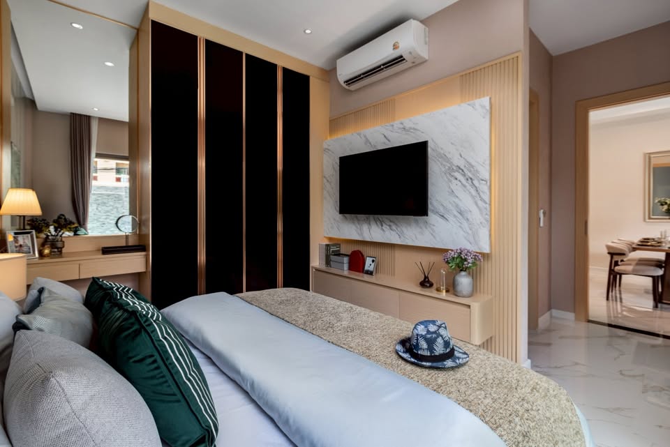 4bdr Pool Villa in the Heart of the City