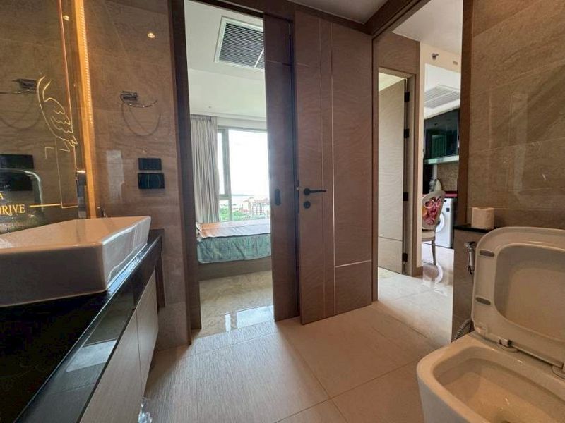 Riviera Ocean Drive, Great price