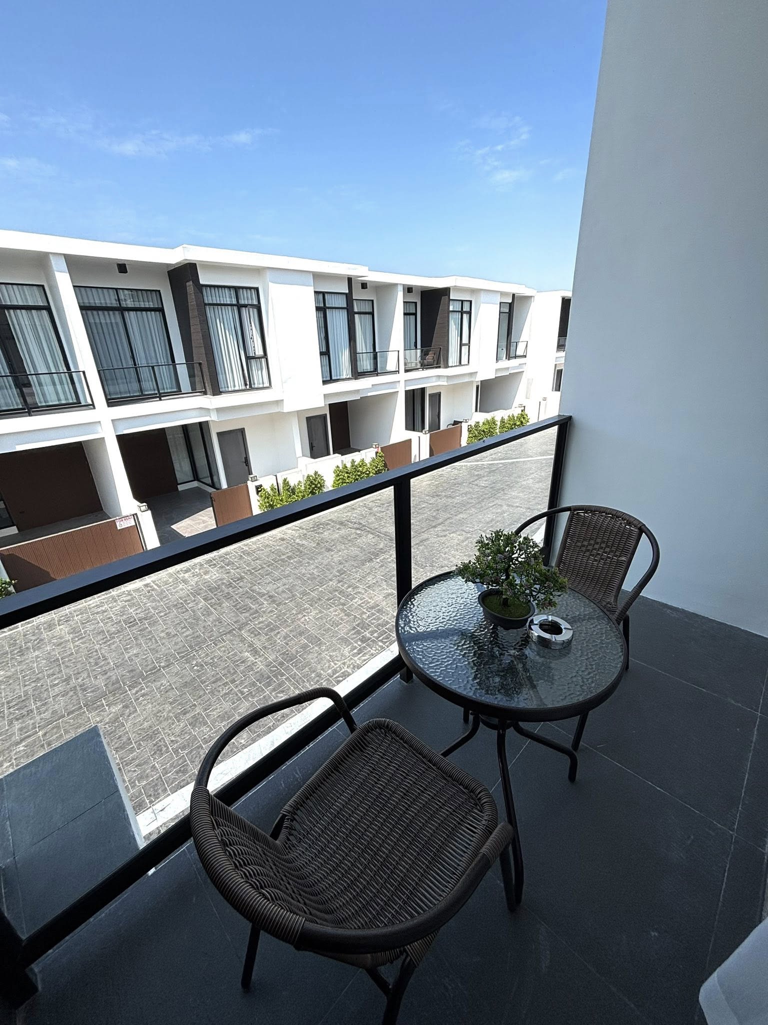 Stunning 3BHK fully furnished Villa