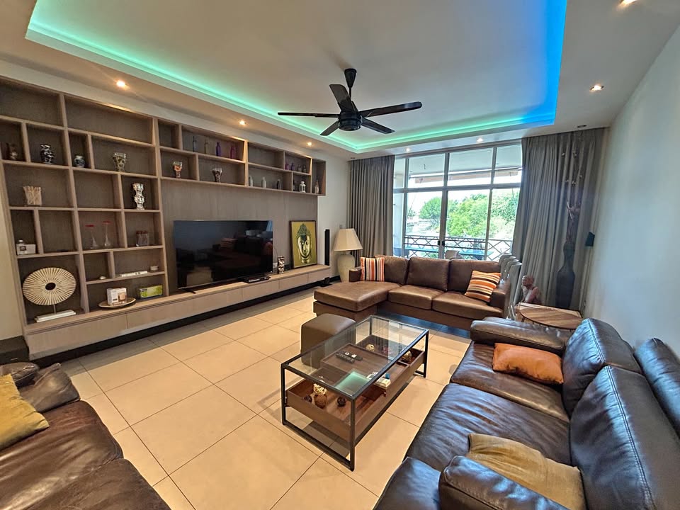 While Marina Unique 3bdr for sale 