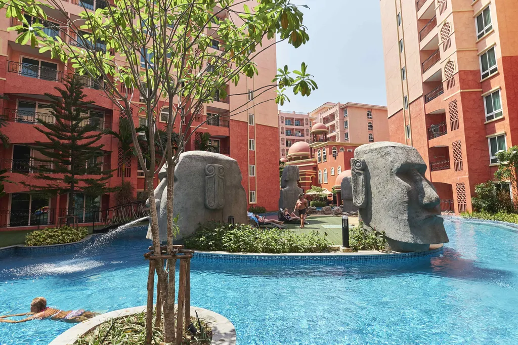Seven Seas Resort 